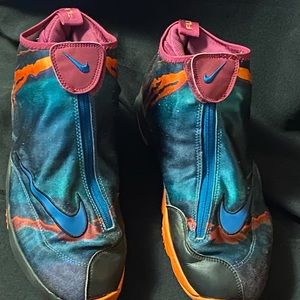 Nike Air Zoom The Glove “Tech Challenge”